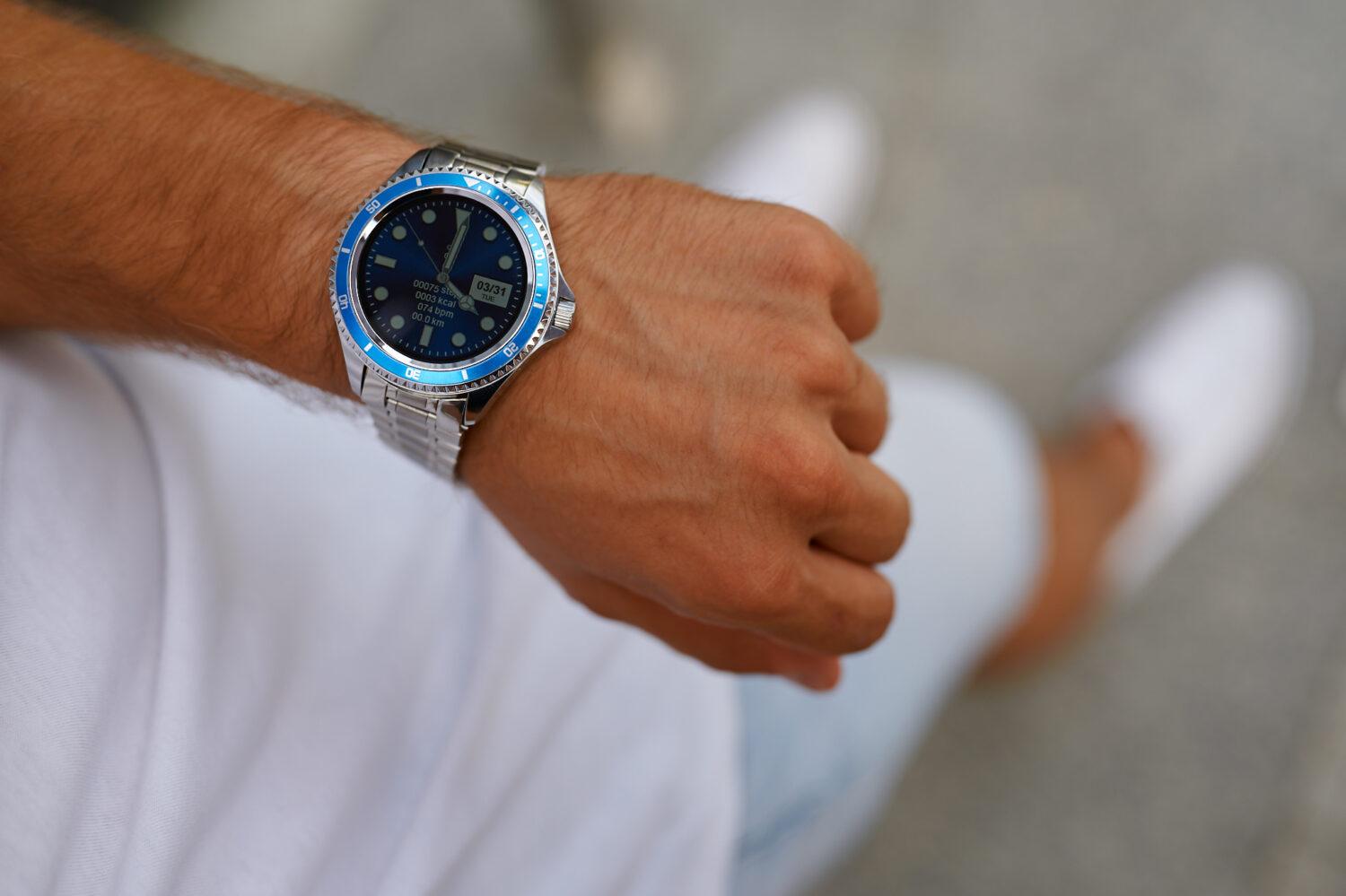 Zegarek męski Smartwatch Garett Men Ocean Rt Srebrno-czarny, Stalowy