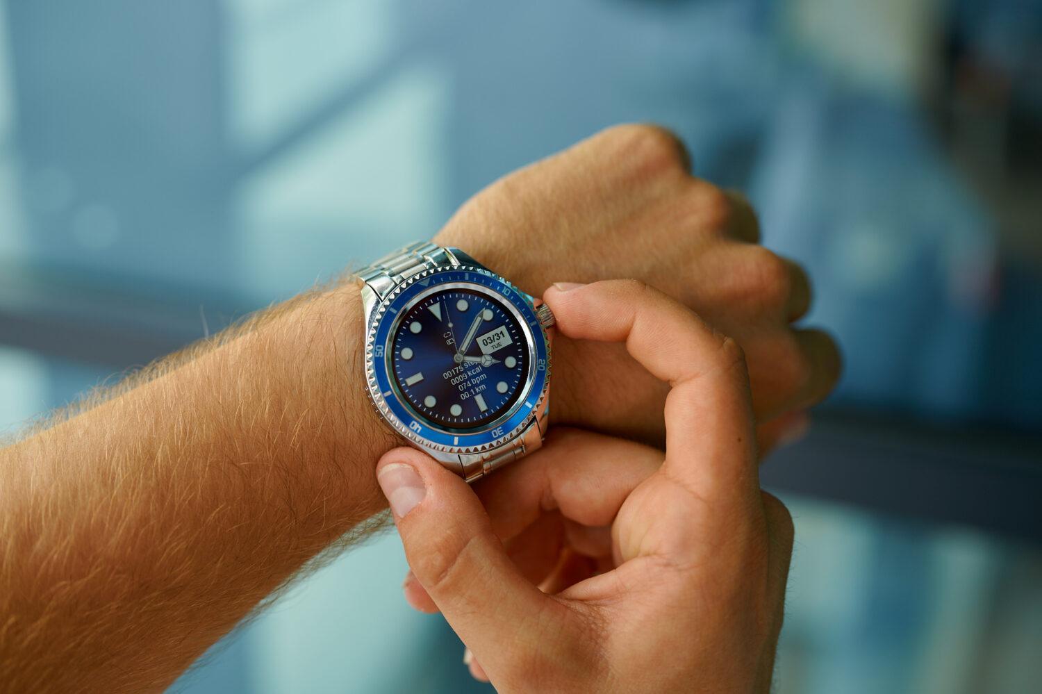 Zegarek męski Smartwatch Garett Men Ocean Rt Srebrno-niebieski, Stalowy