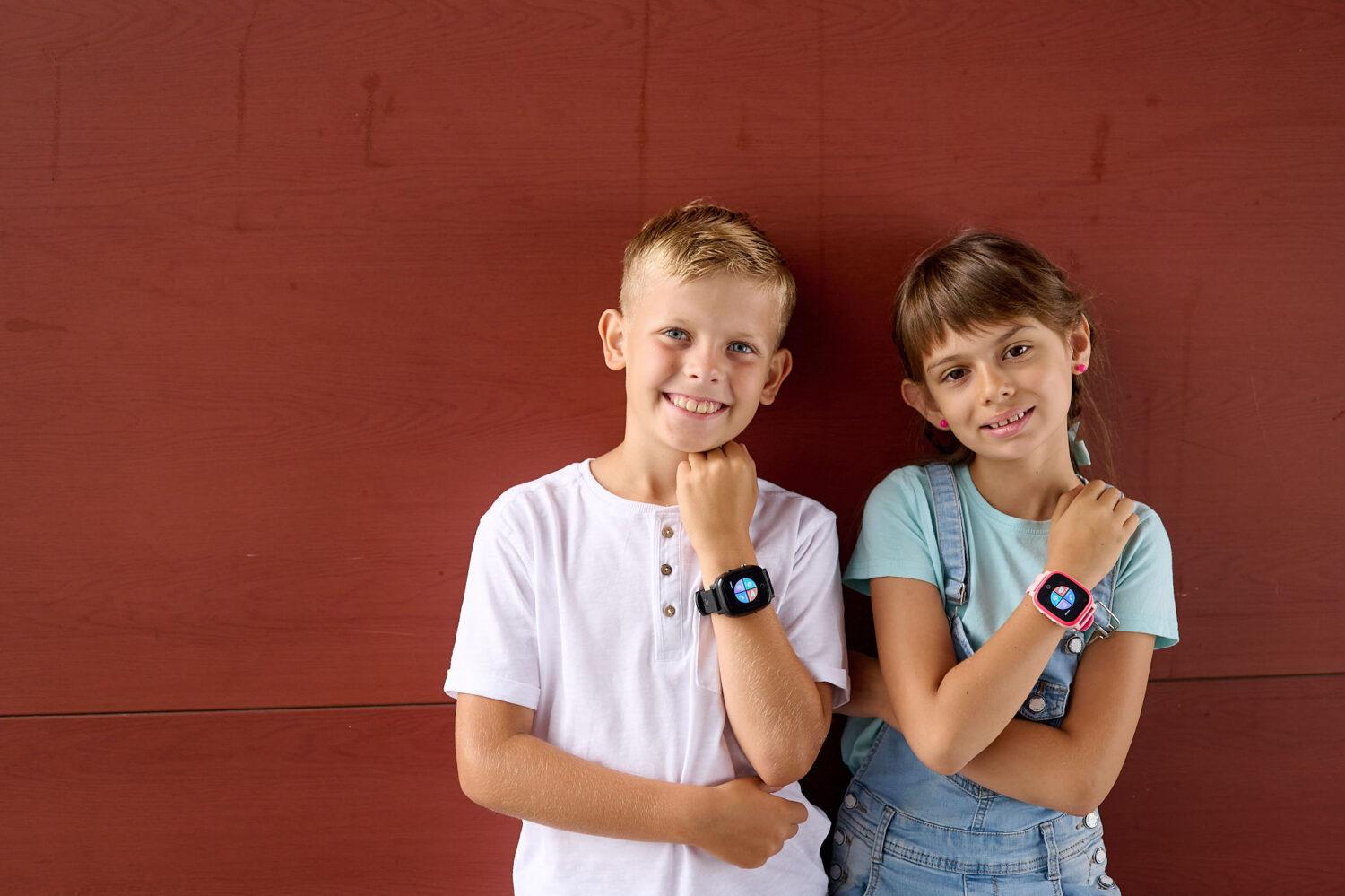 Zegarek dla dziecka Smartwatch dla dziecka Garett Kids Life Max 4G Rt niebieski