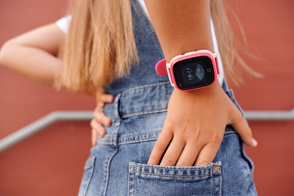 Zegarek dla dziecka Smartwatch dla dziewczynki Garett Kids Life Max 4G RT różowy